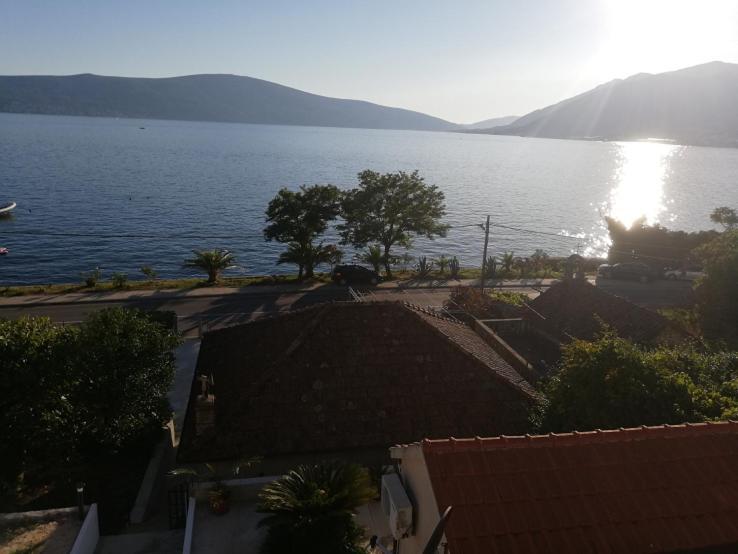 Villa Providenca Apartments Tivat Exterior photo