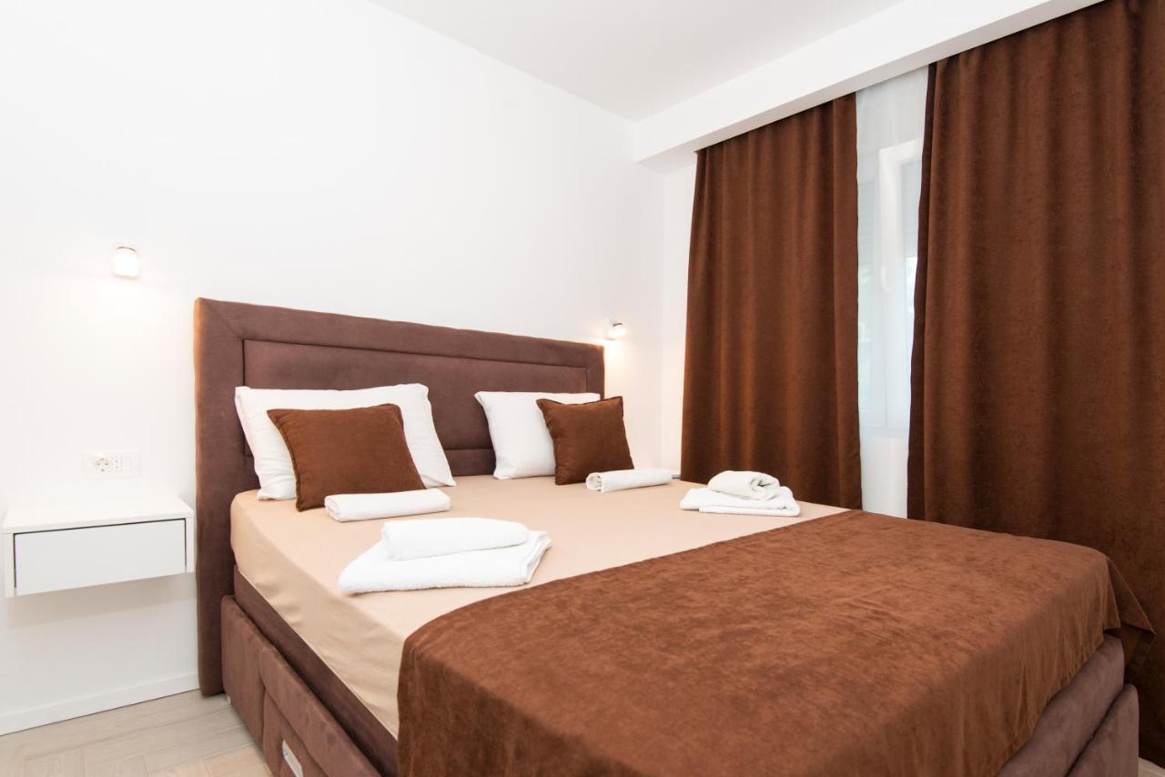 Villa Providenca Apartments Tivat Exterior photo
