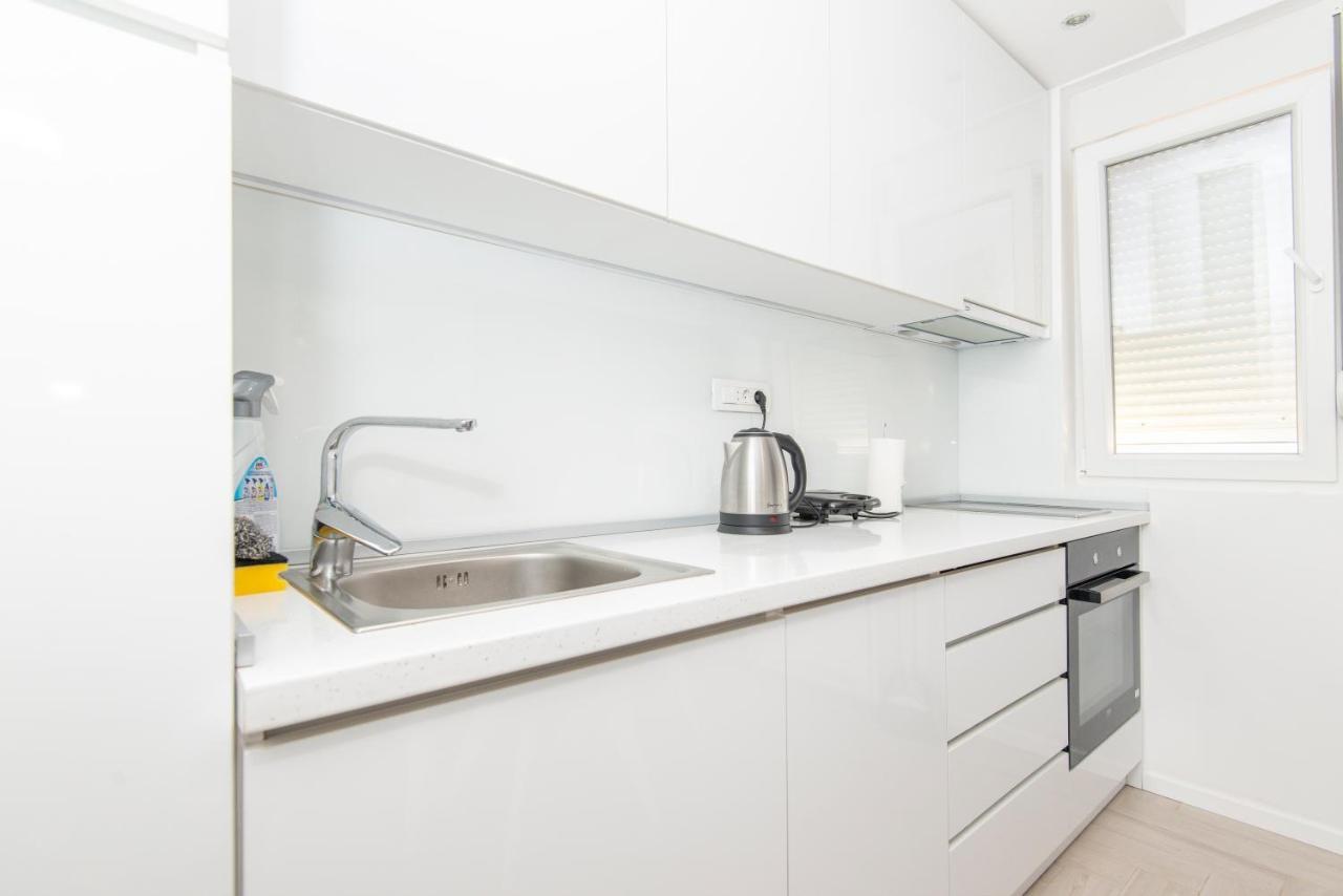 Villa Providenca Apartments Tivat Exterior photo