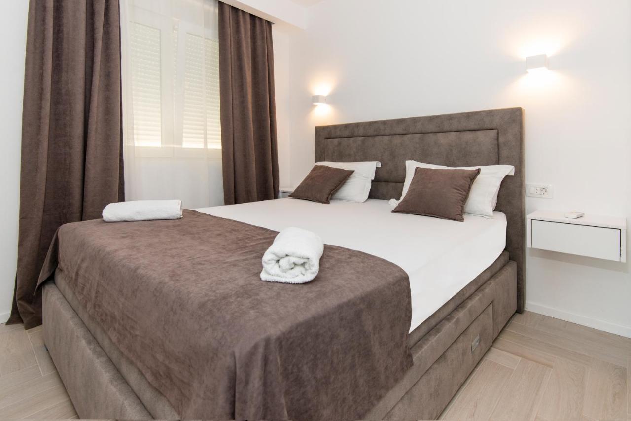 Villa Providenca Apartments Tivat Exterior photo